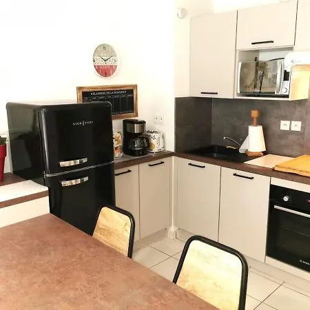 Le Pierani - A 90m De La Apartment *