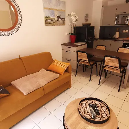 Apartment Le Pierani - A 90m De La Saint-Hilaire-de-Talmont