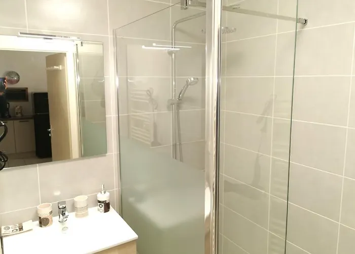 Apartment Le Pierani - A 90m De La *